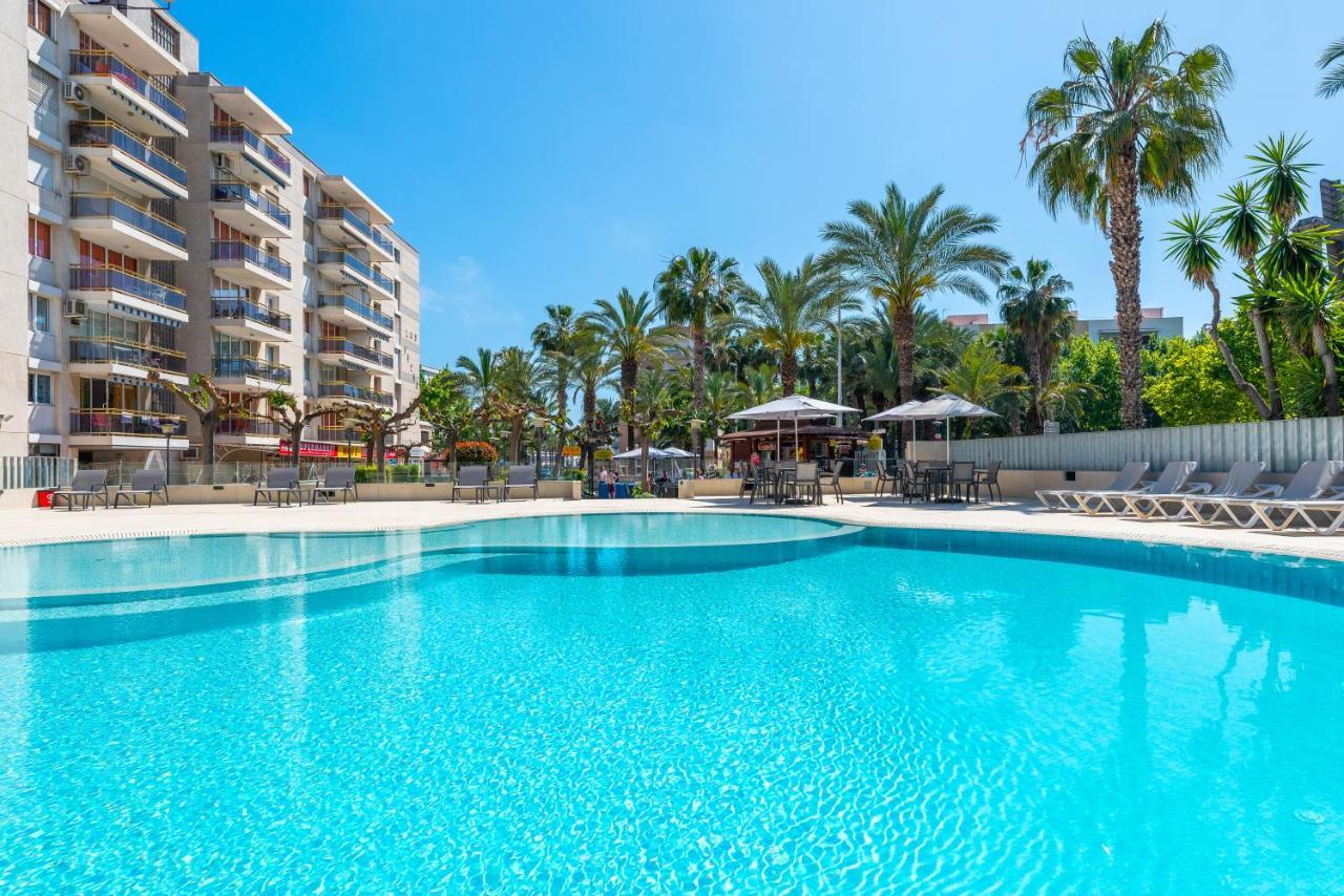 Rentalmar Salou Playa Family Suites Bagian luar foto