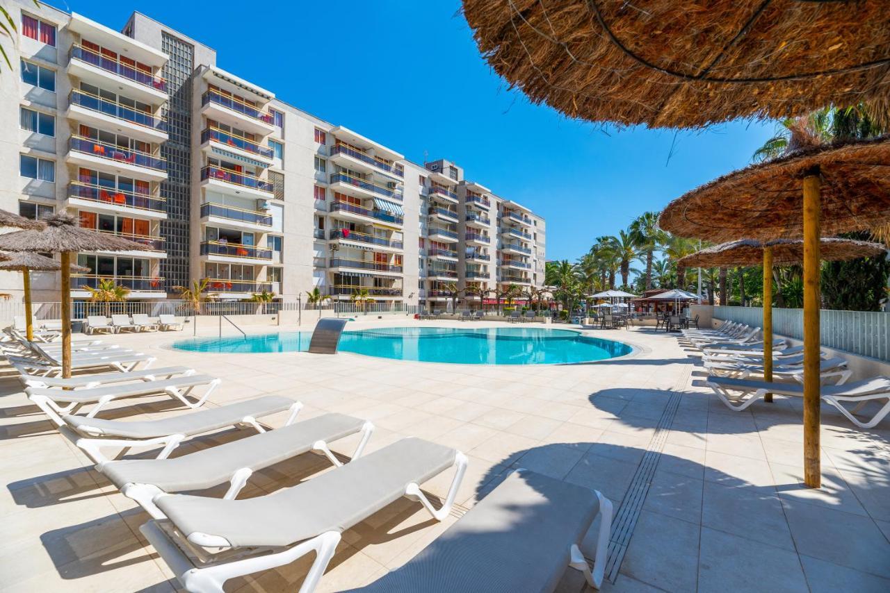 Rentalmar Salou Playa Family Suites Bagian luar foto